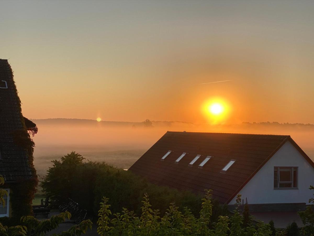 Hotel Am Mueritz-Nationalpark Waren  Zewnętrze zdjęcie