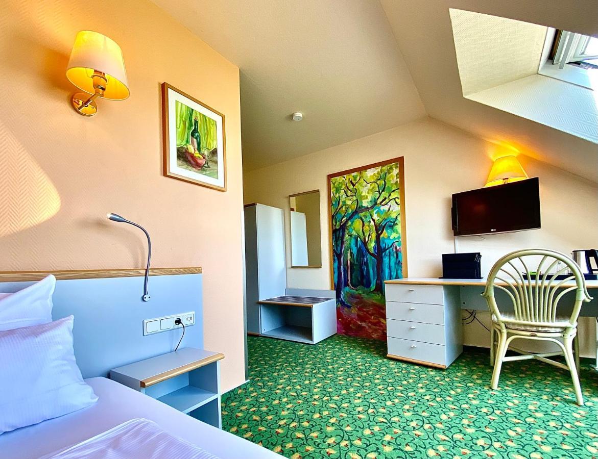 Hotel Am Mueritz-Nationalpark Waren  Zewnętrze zdjęcie