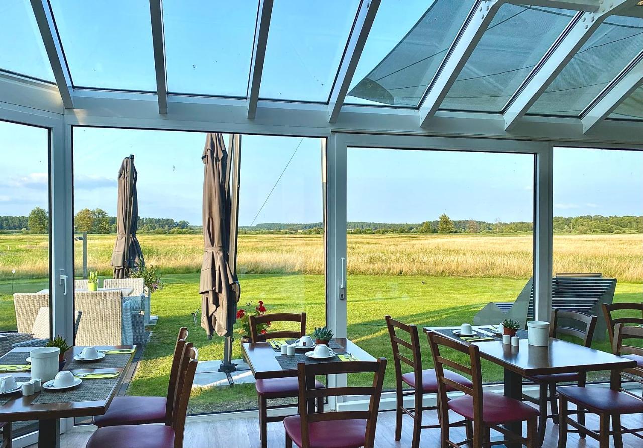 Hotel Am Mueritz-Nationalpark Waren  Zewnętrze zdjęcie