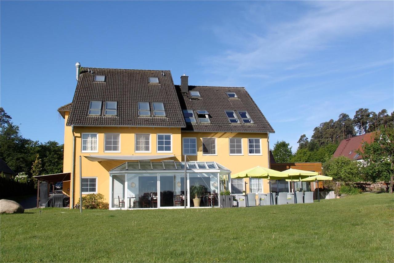 Hotel Am Mueritz-Nationalpark Waren  Zewnętrze zdjęcie